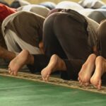 How to pray in a masjid